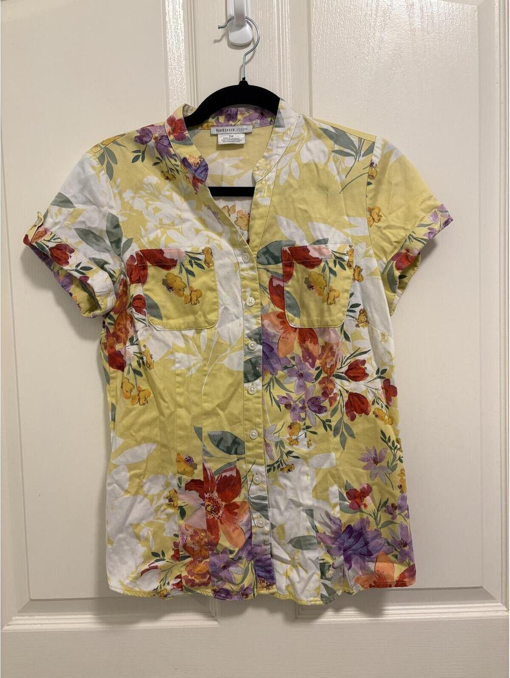 Van Heusen Studio Women's Floral Short Sleeve Shirt Size S/P
